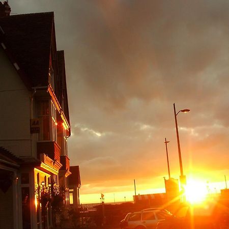 Marine Lodge Great Yarmouth Bagian luar foto