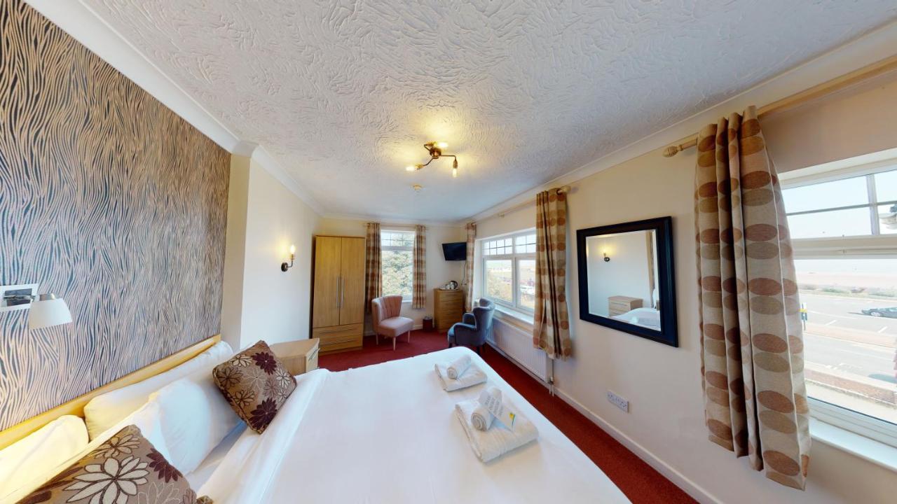 Marine Lodge Great Yarmouth Bagian luar foto