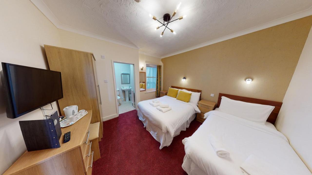 Marine Lodge Great Yarmouth Bagian luar foto