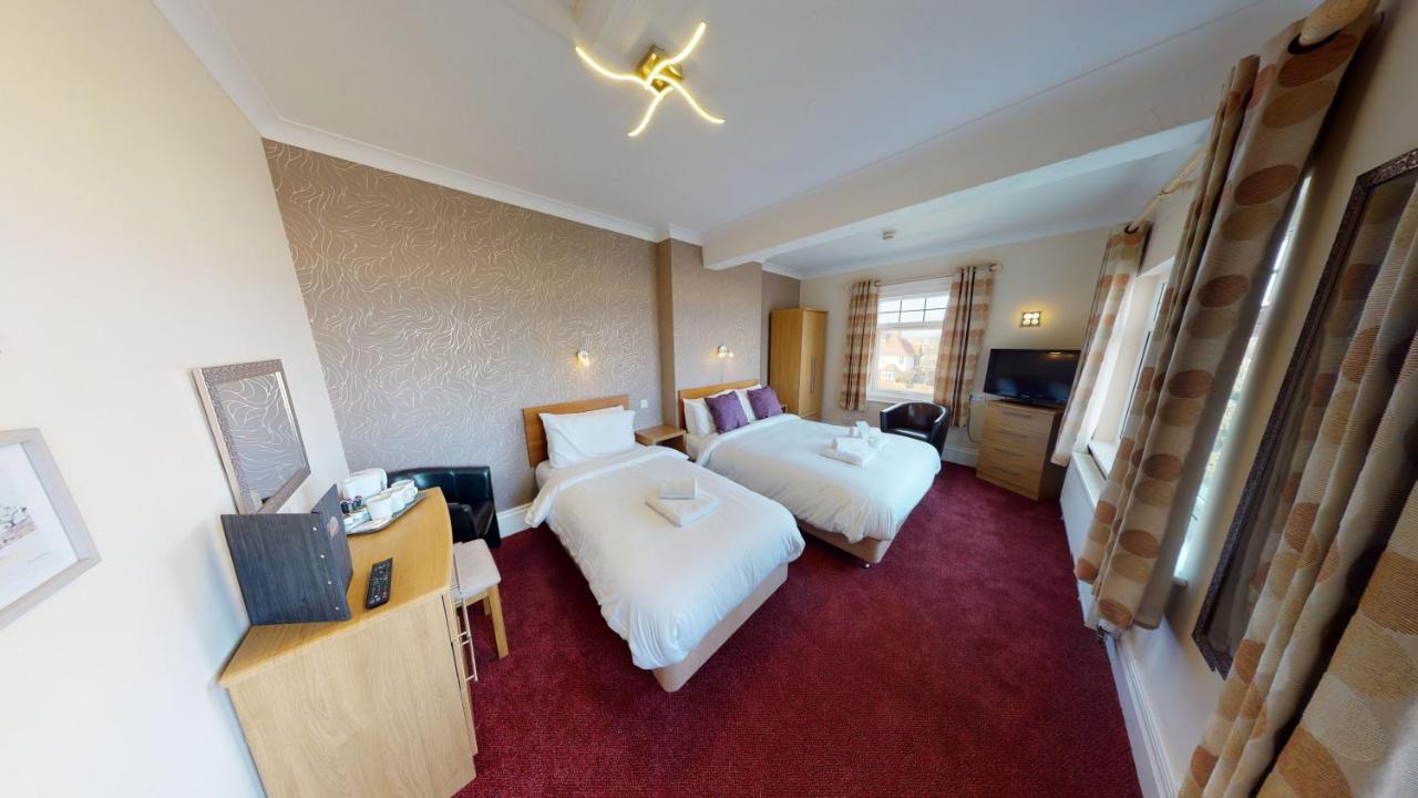 Marine Lodge Great Yarmouth Bagian luar foto