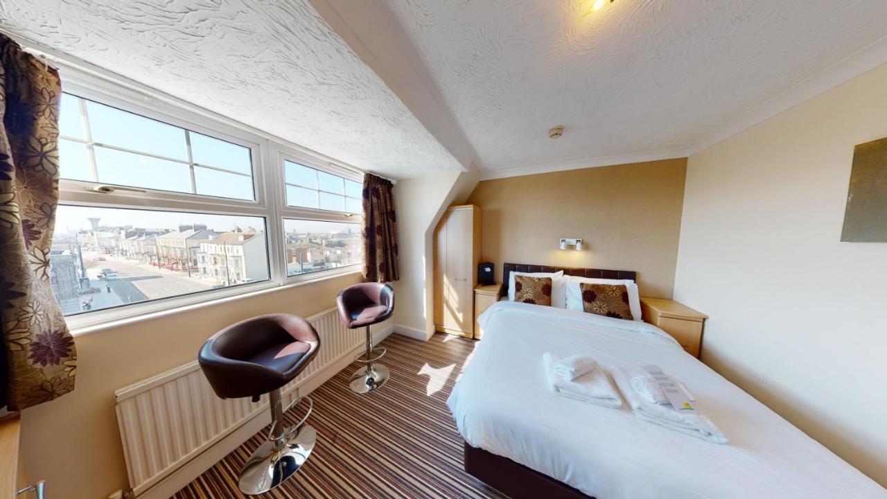 Marine Lodge Great Yarmouth Bagian luar foto